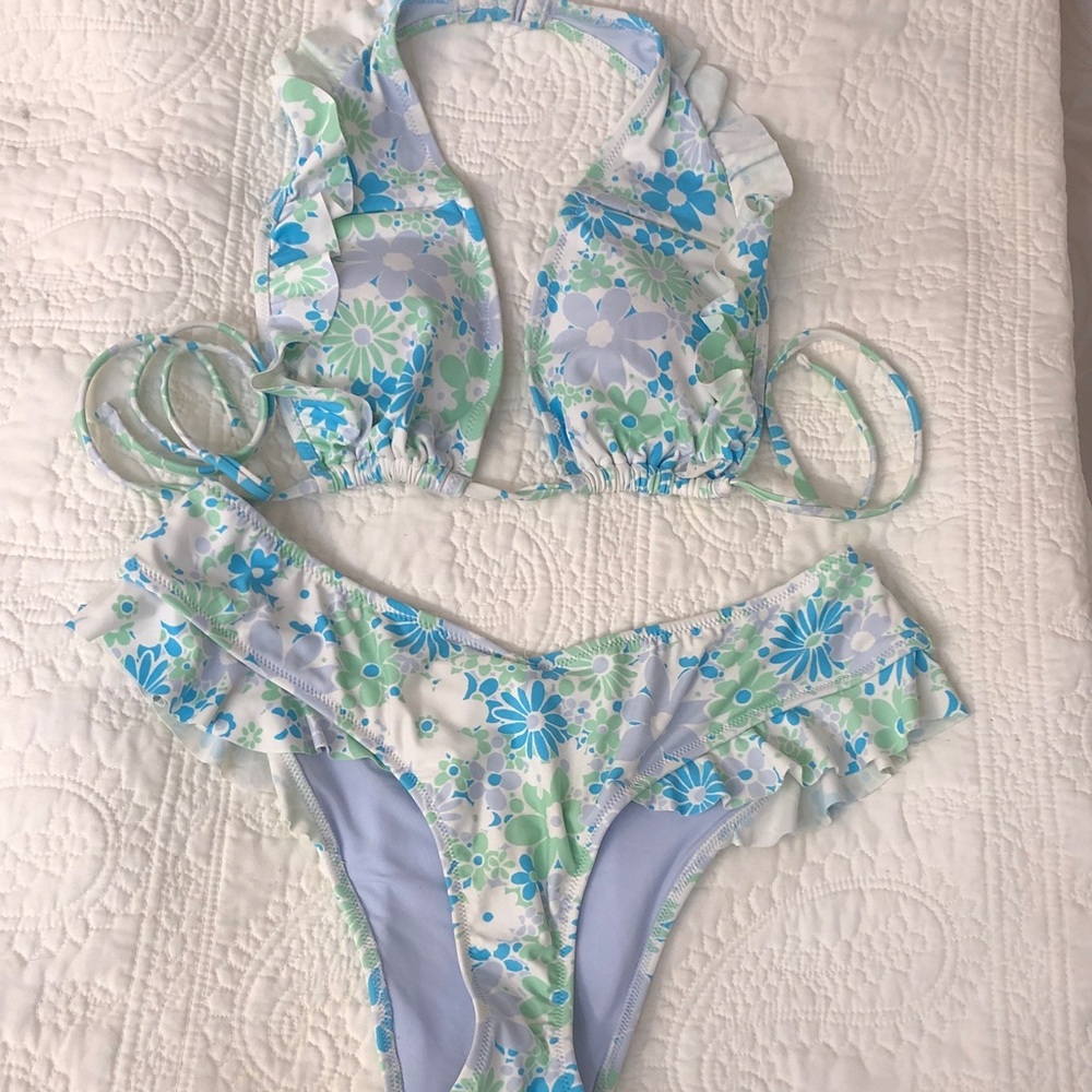 aerie Floral Ruffle Bikini Set - Blue & Green size small